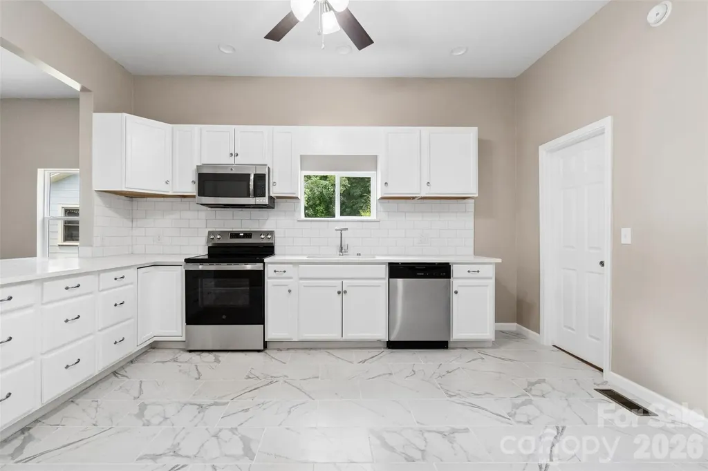 607 Lee Avenue Wadesboro NC 28170
