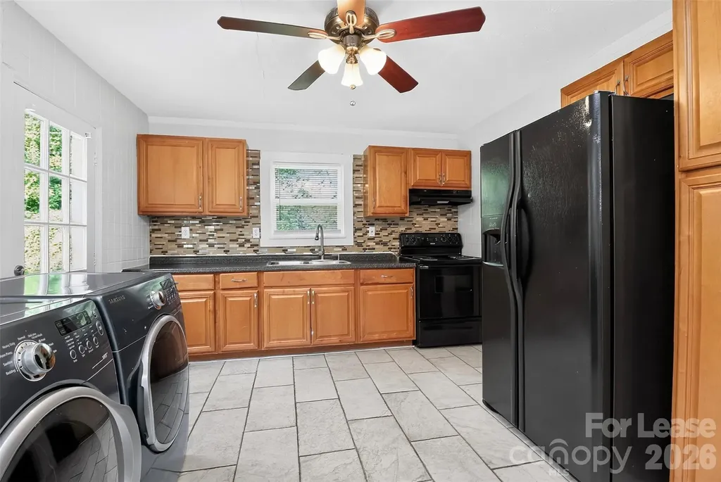 4016 Bearwood Avenue Charlotte NC 28205