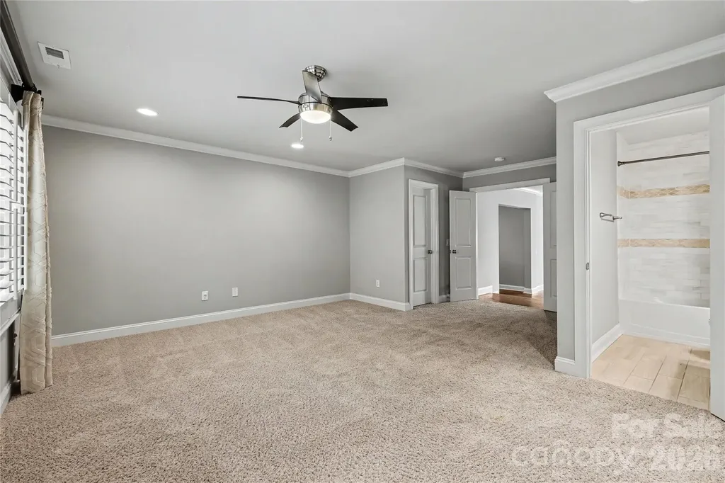 11436 Preservation Lane Charlotte NC 28278