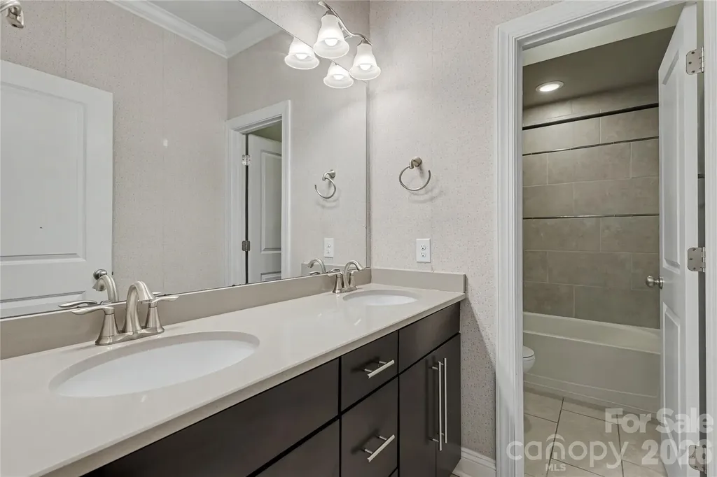 11436 Preservation Lane Charlotte NC 28278