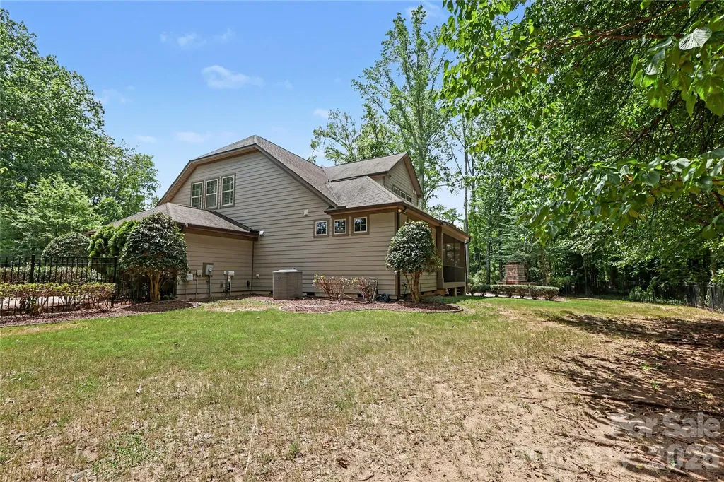 11436 Preservation Lane Charlotte NC 28278