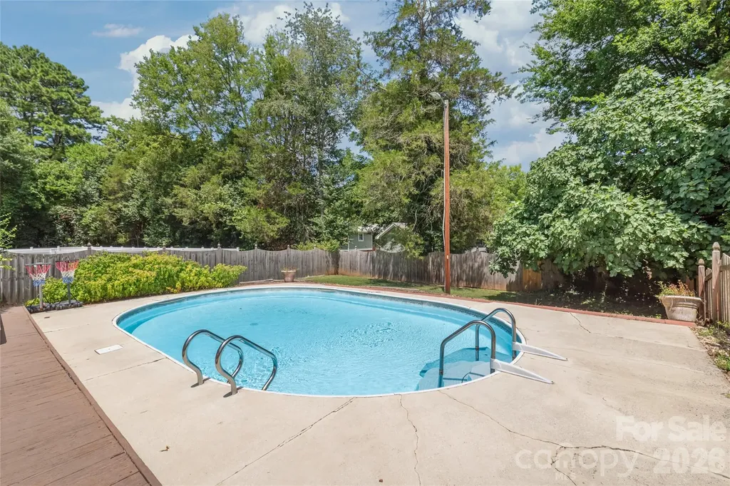 7308 Quail Ridge Drive Charlotte NC 28226