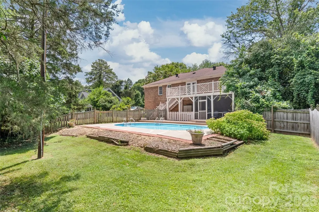 7308 Quail Ridge Drive Charlotte NC 28226