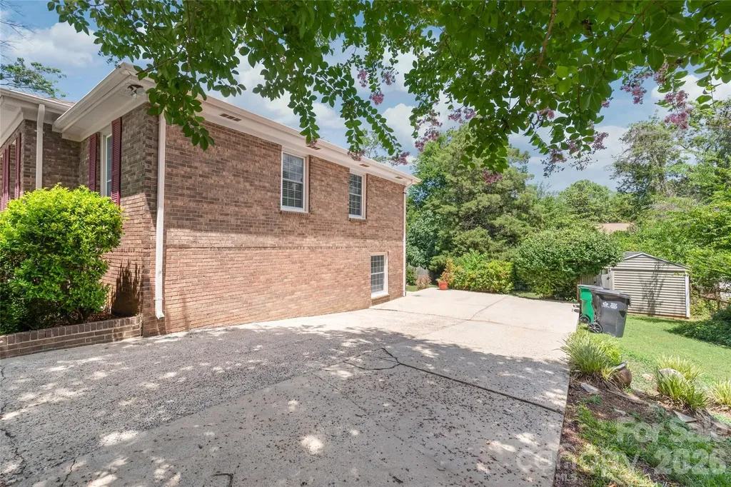 7308 Quail Ridge Drive Charlotte NC 28226
