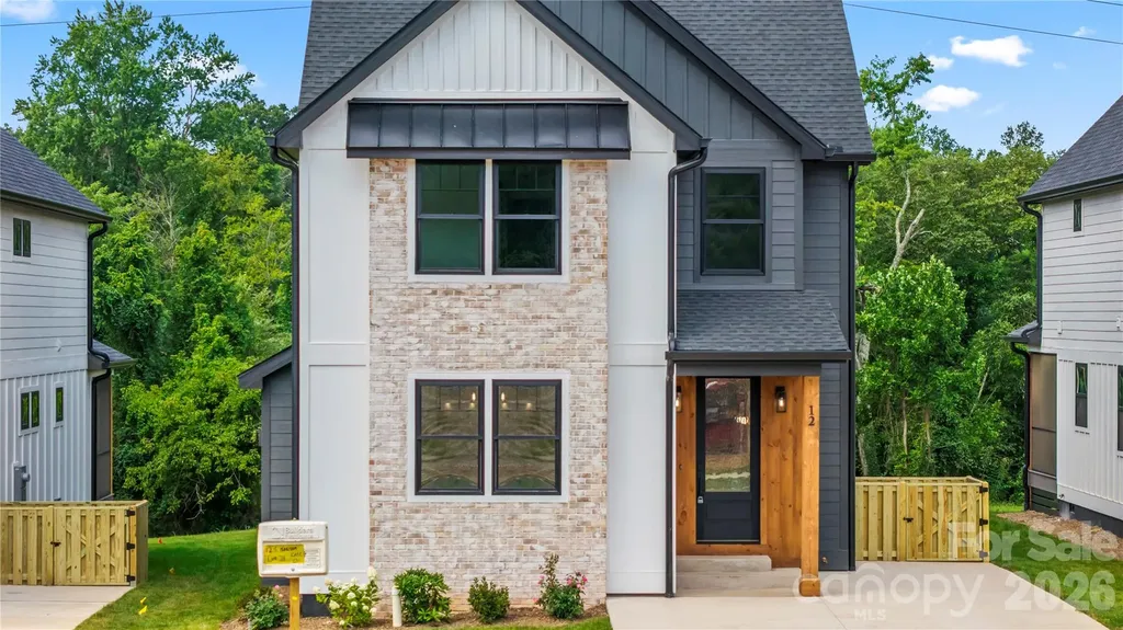 12 S Martha Kate Drive Hendersonville NC 28792