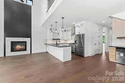 12 S Martha Kate Drive Hendersonville NC 28792