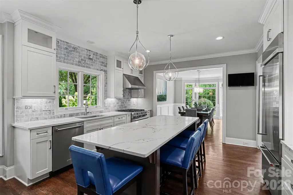 2035 Valencia Terrace Charlotte NC 28226
