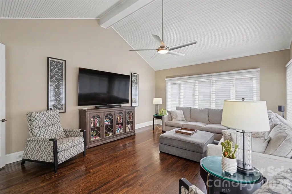 2035 Valencia Terrace Charlotte NC 28226