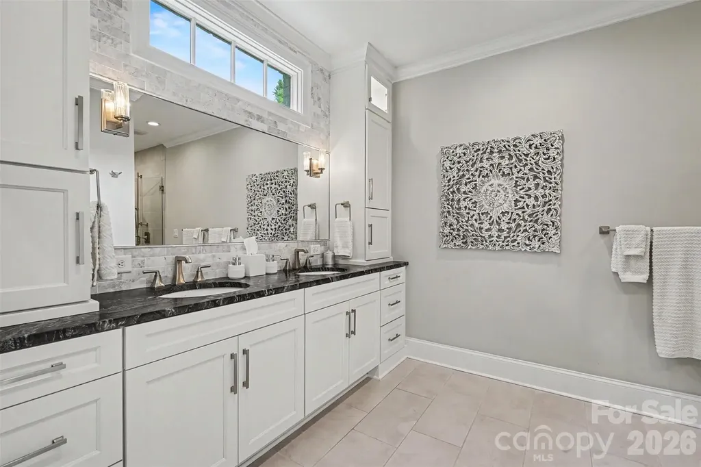 2035 Valencia Terrace Charlotte NC 28226