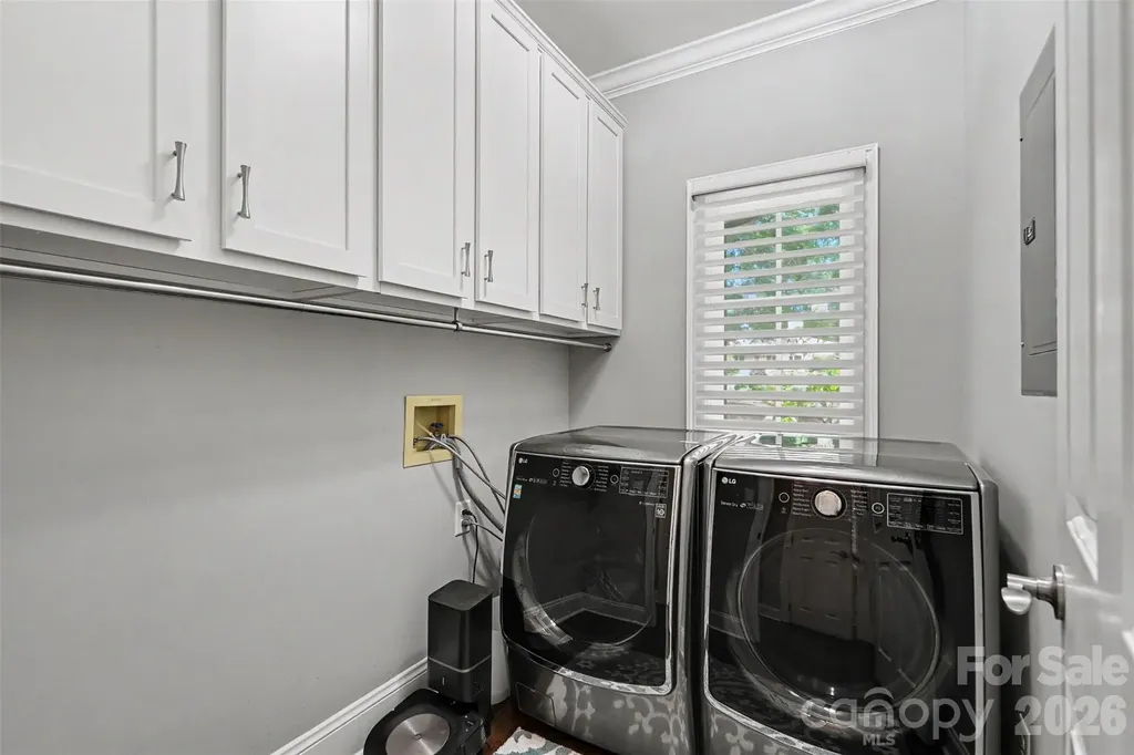 2035 Valencia Terrace Charlotte NC 28226