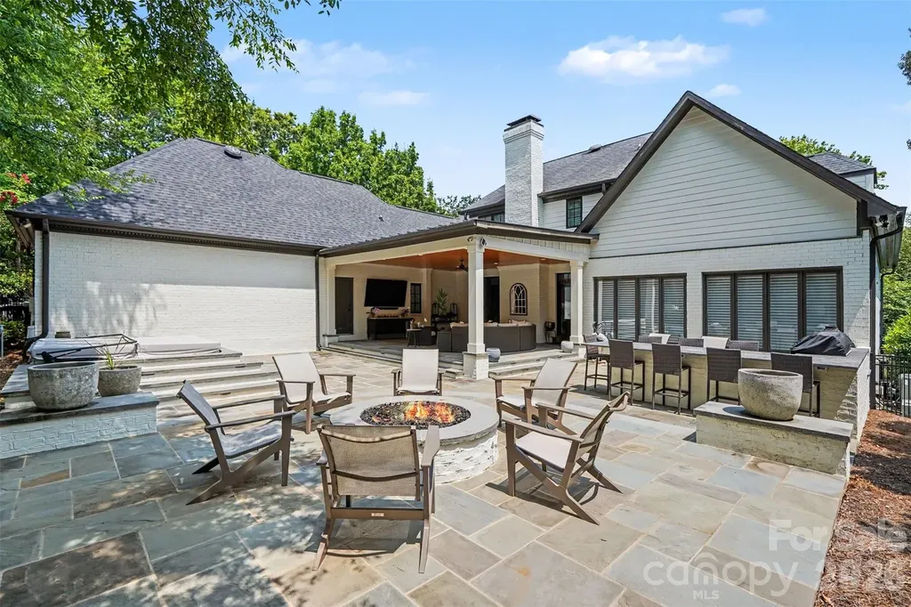 2035 Valencia Terrace Charlotte NC 28226