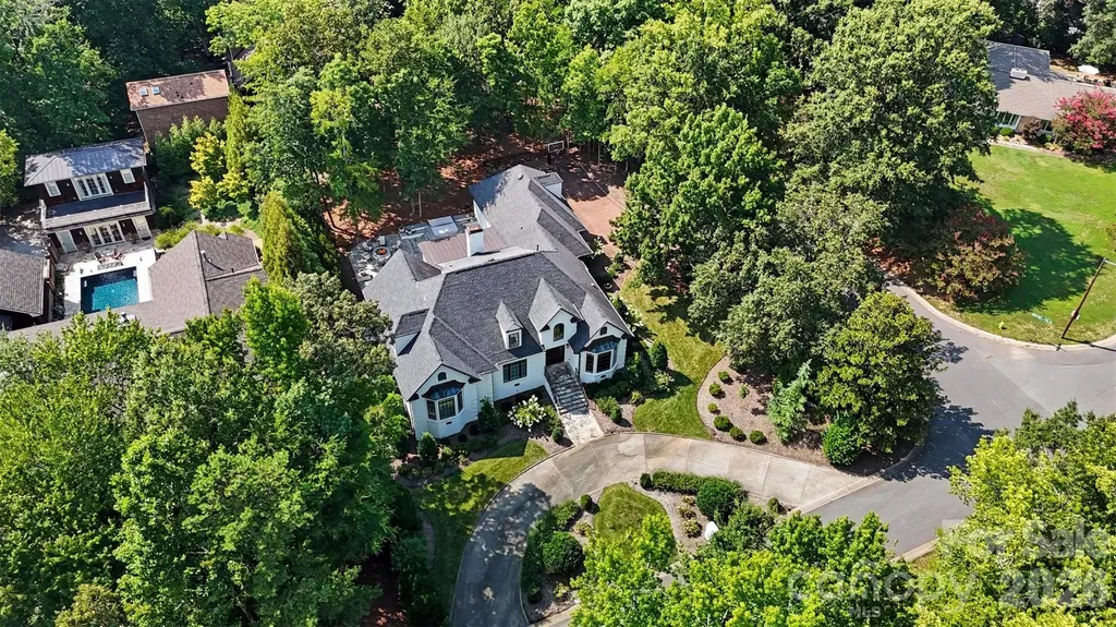 2035 Valencia Terrace Charlotte NC 28226