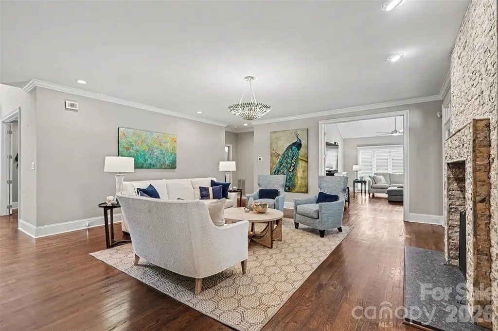 2035 Valencia Terrace Charlotte NC 28226