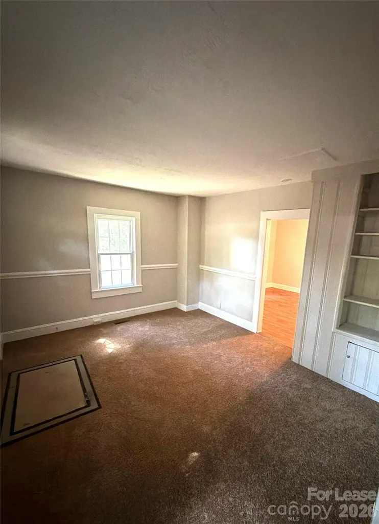 3516 Eastway Drive Charlotte NC 28205