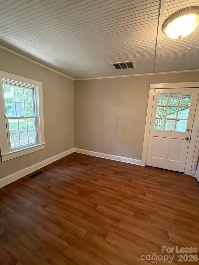 3516 Eastway Drive Charlotte NC 28205