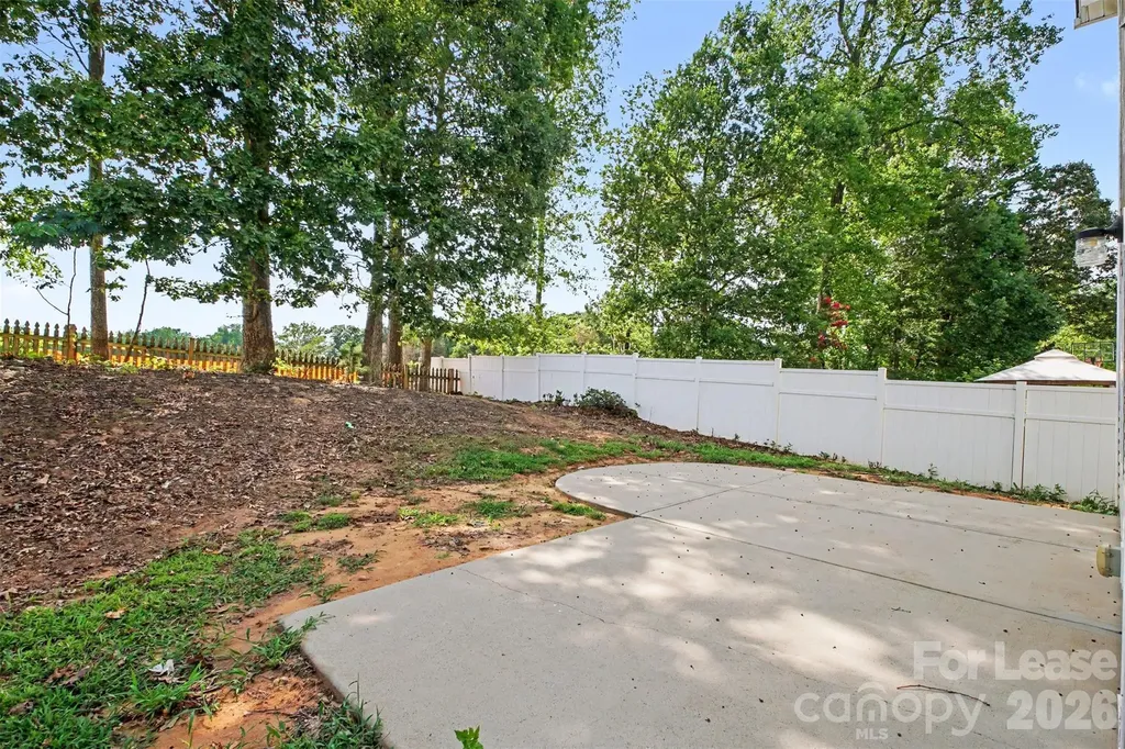 2720 Bramble Ridge Court Charlotte NC 28215
