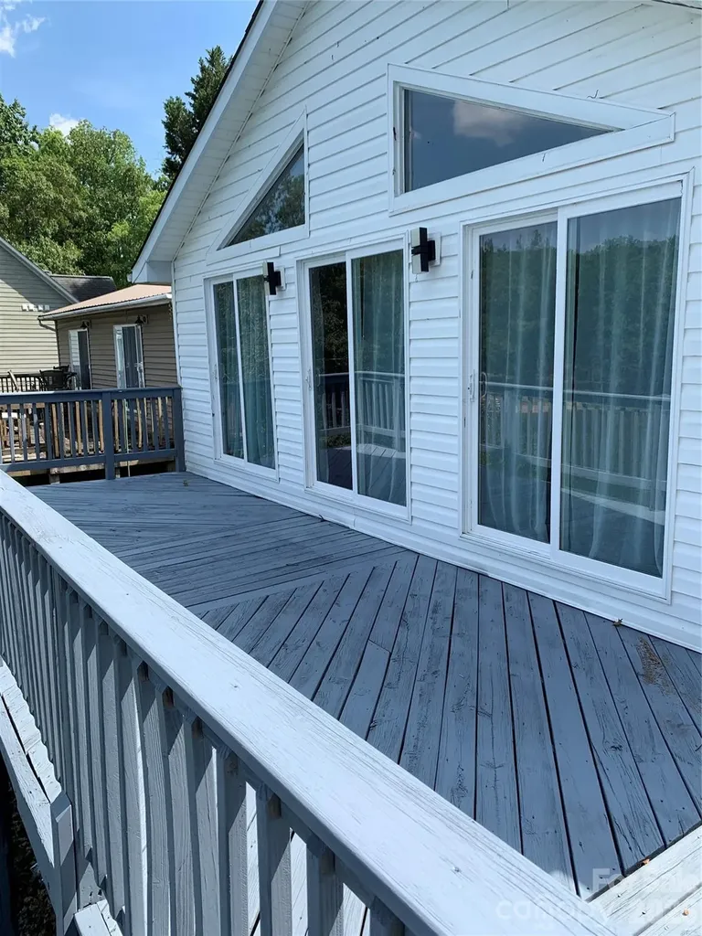 138 Strand Road New London NC 28127