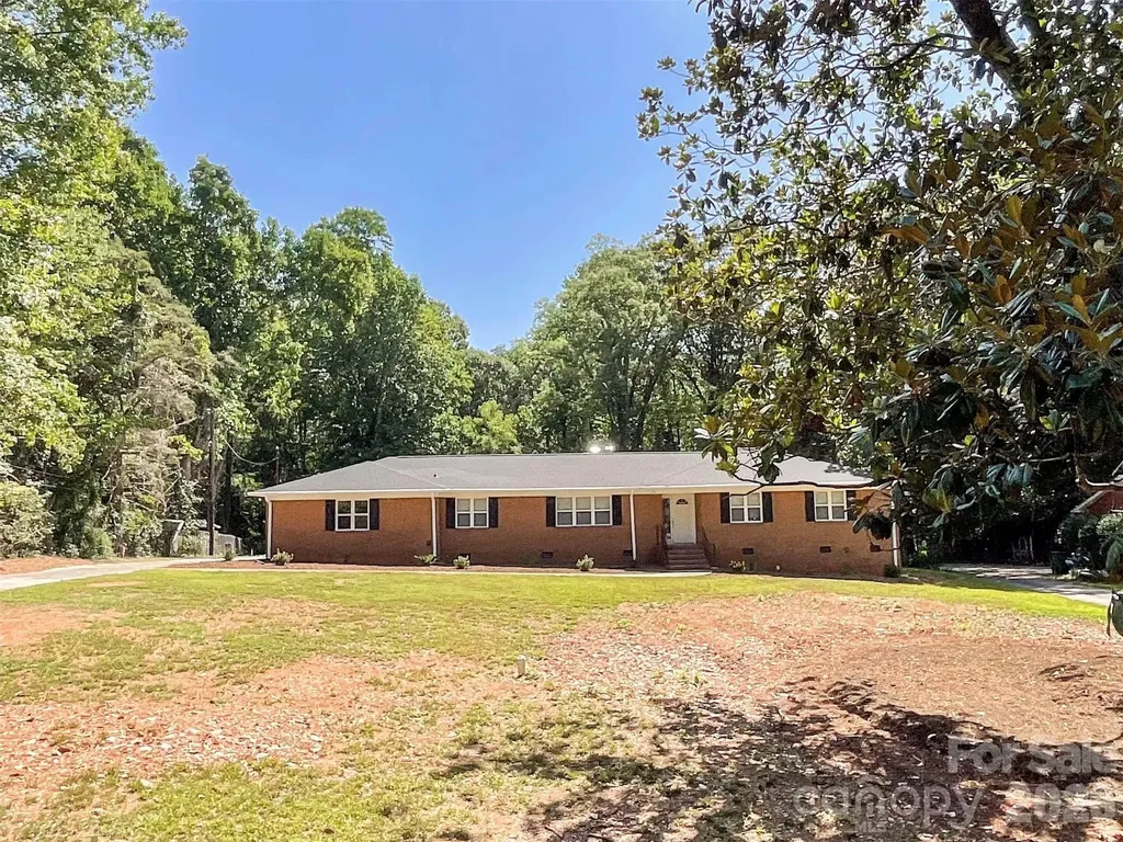 6728 Lakeside Drive Charlotte NC 28215