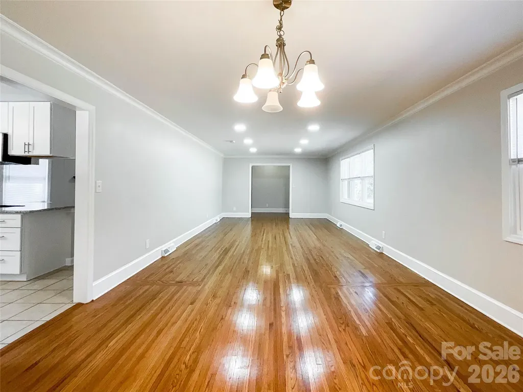 6728 Lakeside Drive Charlotte NC 28215