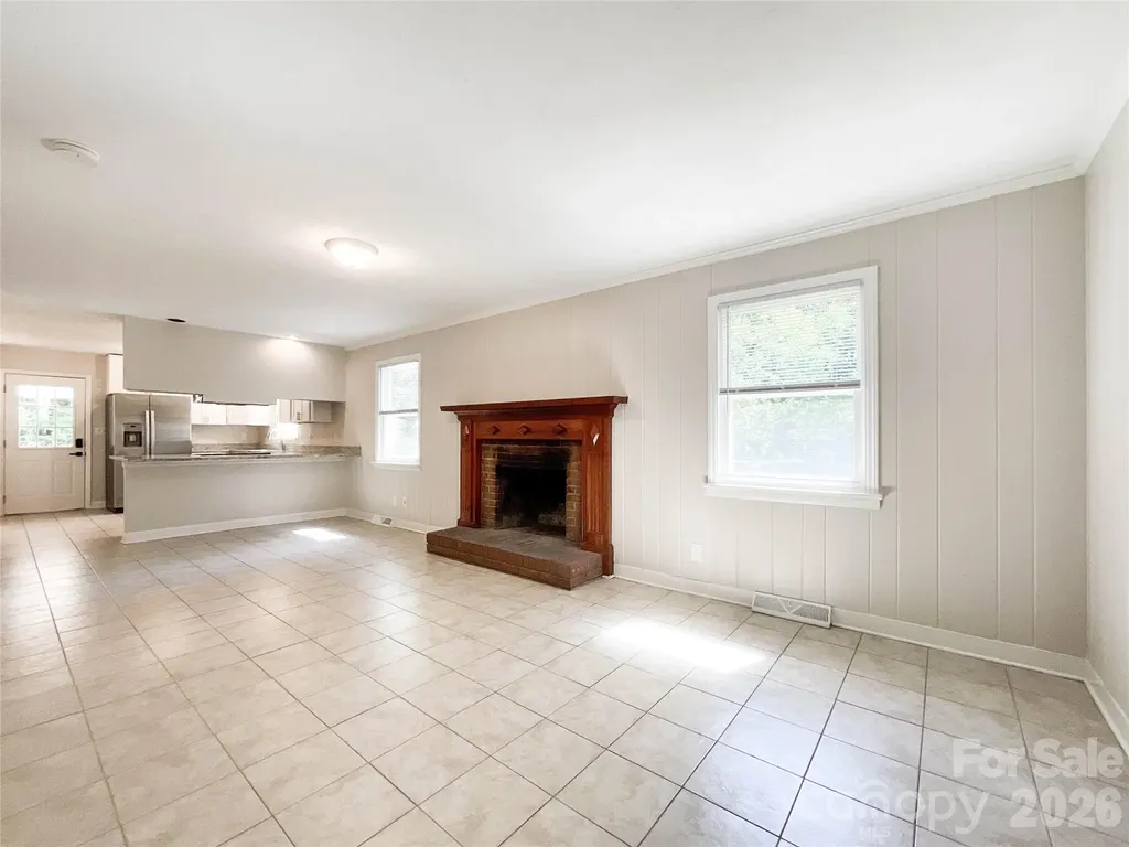 6728 Lakeside Drive Charlotte NC 28215