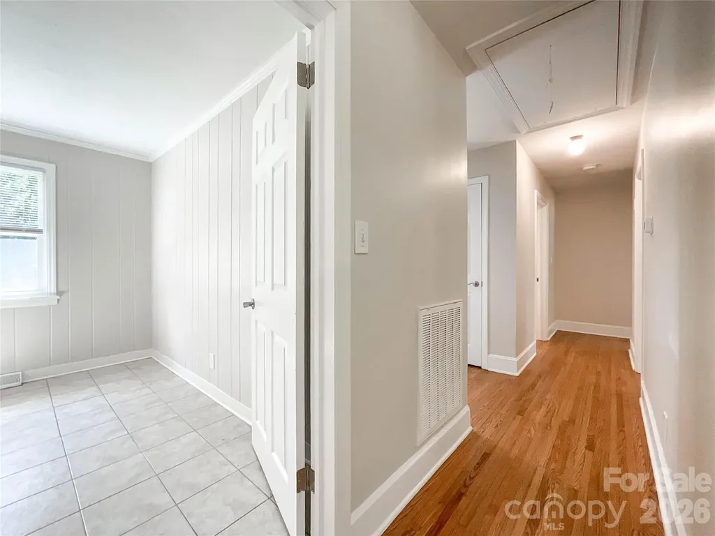 6728 Lakeside Drive Charlotte NC 28215