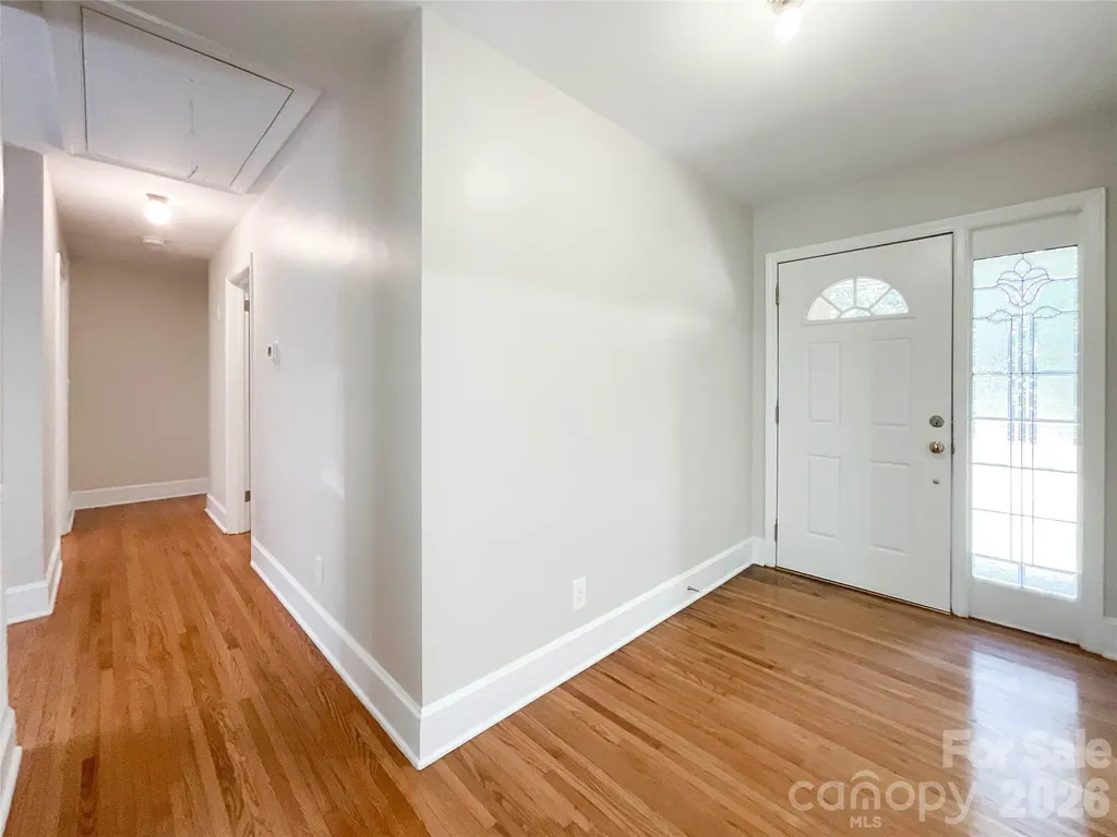 6728 Lakeside Drive Charlotte NC 28215