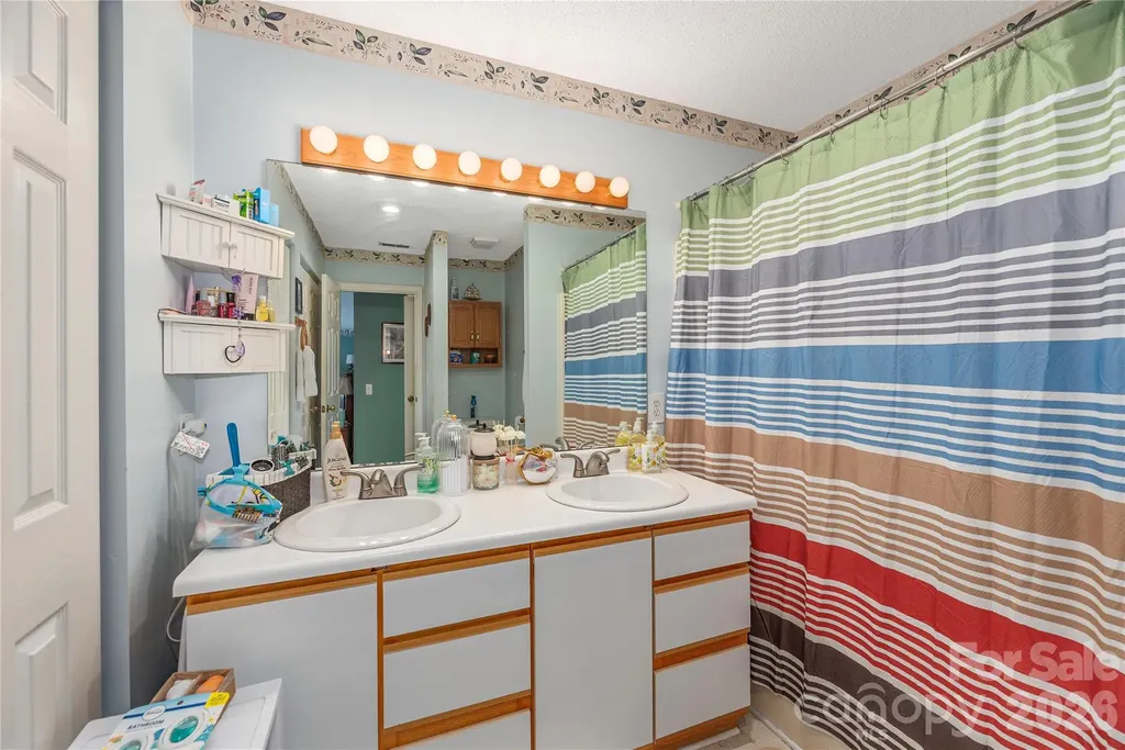 5 Summer Savory Court Flat Rock NC 28731