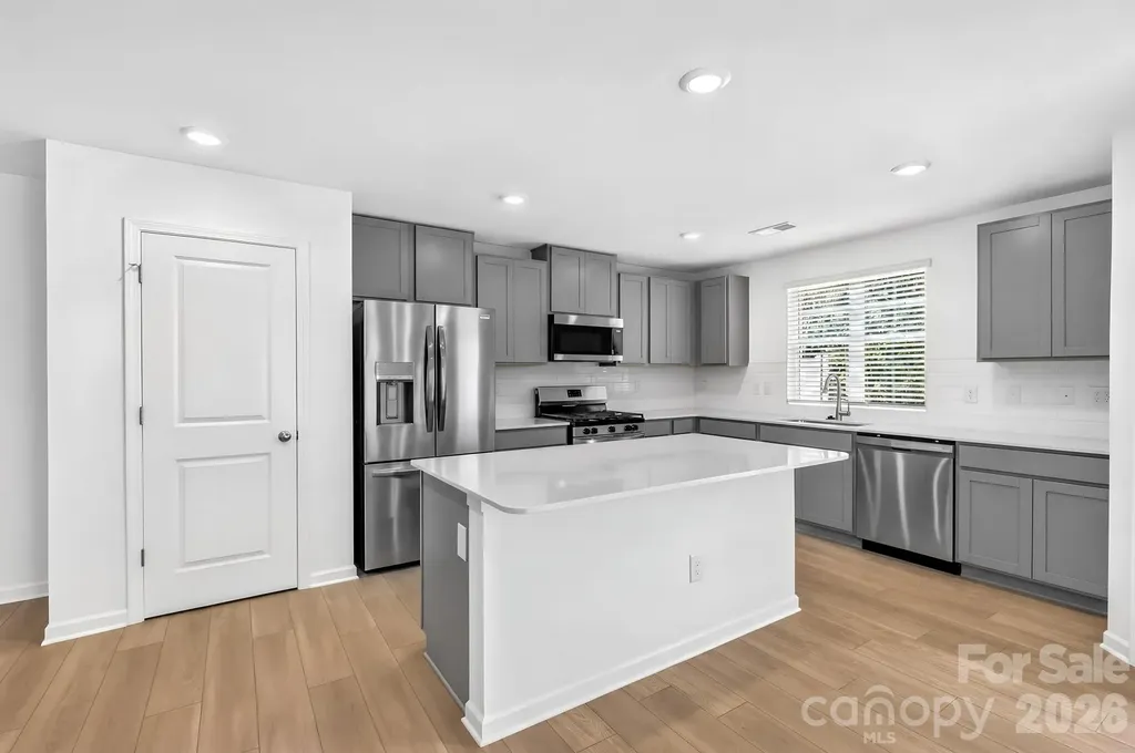 436 Sand Dunes Drive Kannapolis NC 28081