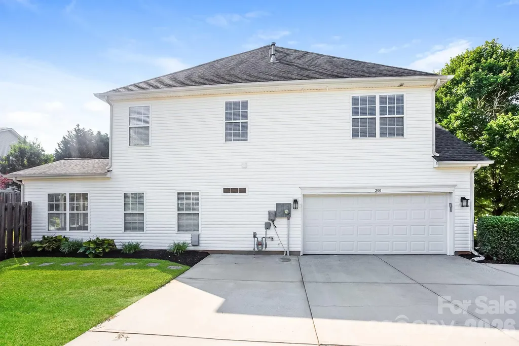 200 Golden Valley Drive Mooresville NC 28115