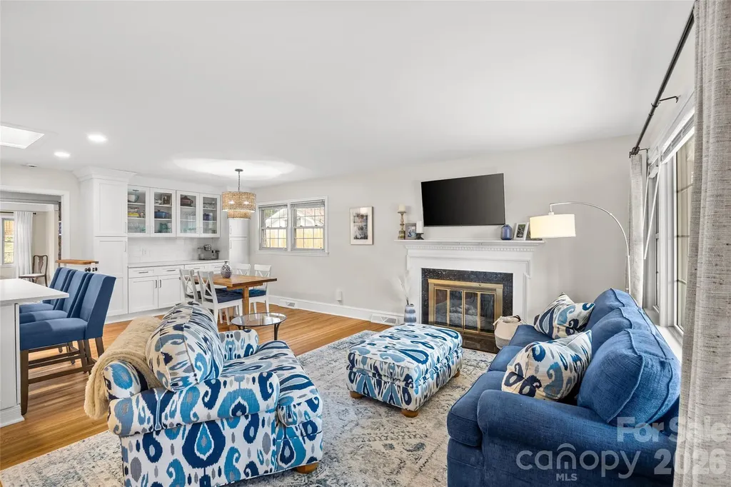 6326 Rosecrest Drive Charlotte NC 28210