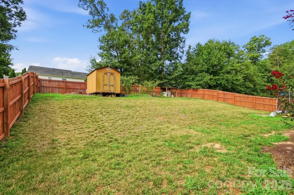 304 E Florida Avenue Bessemer City NC 28016