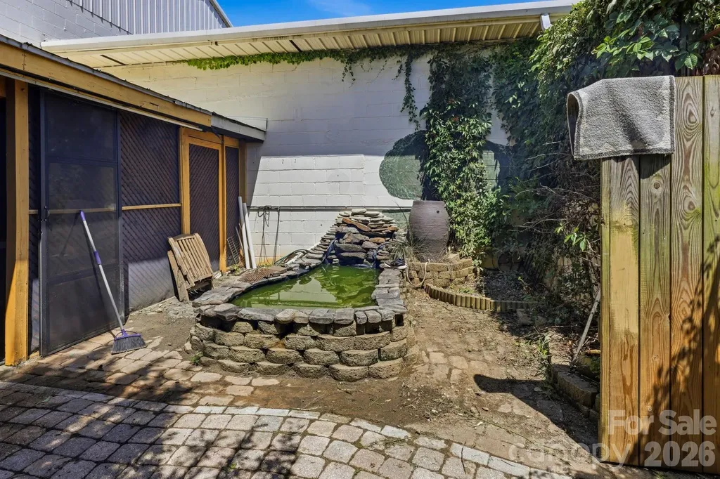 1358 W Main Street Forest City NC 28043