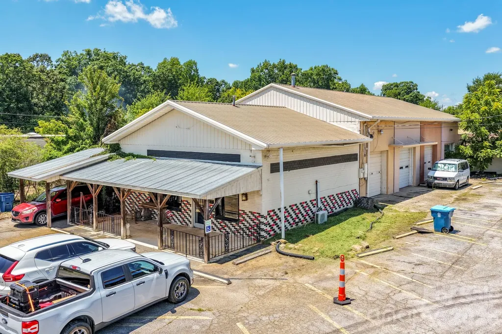 1358 W Main Street Forest City NC 28043