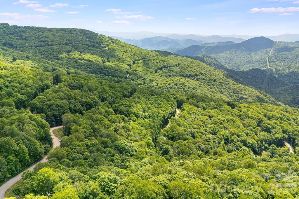 10 Buckeye Road Mars Hill NC 28754
