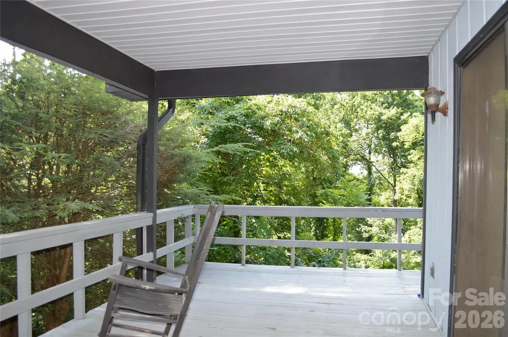 184 Laurel Road Arden NC 28704
