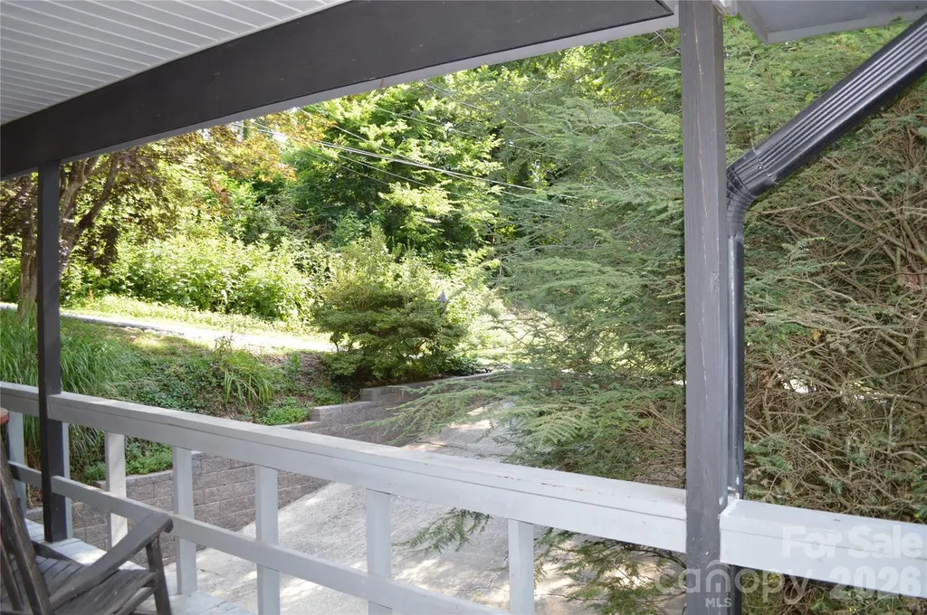 184 Laurel Road Arden NC 28704