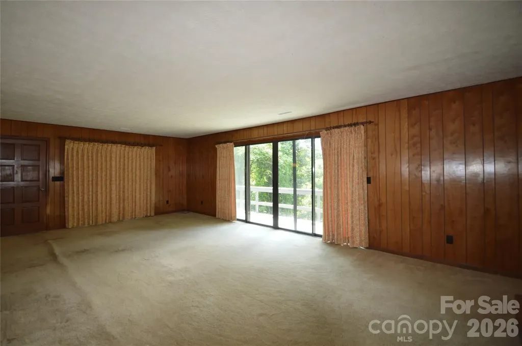 184 Laurel Road Arden NC 28704