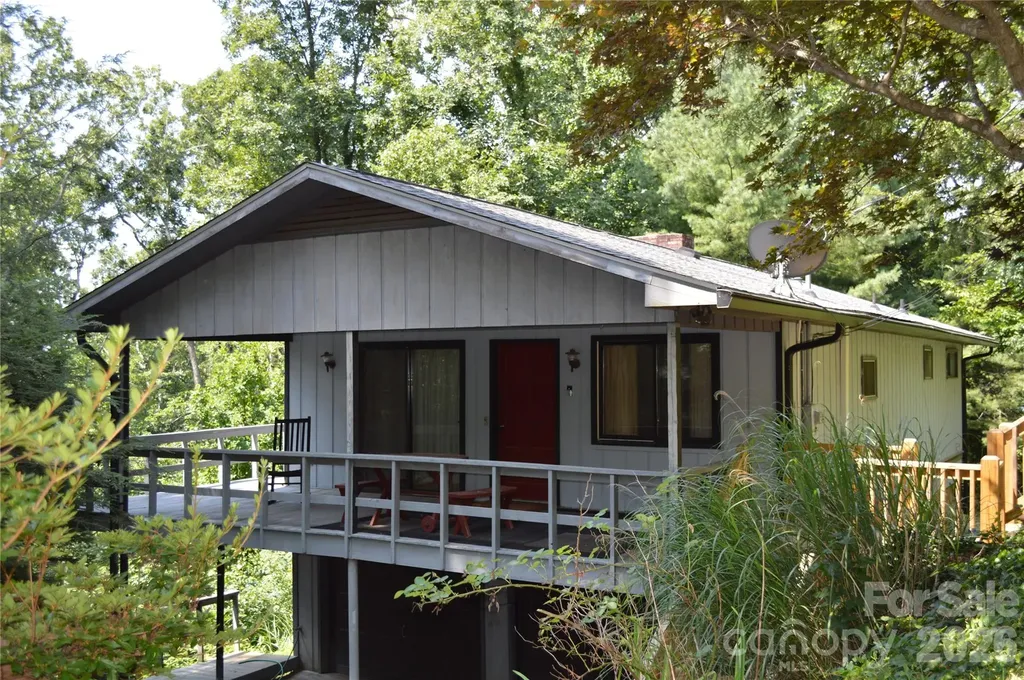 184 Laurel Road Arden NC 28704