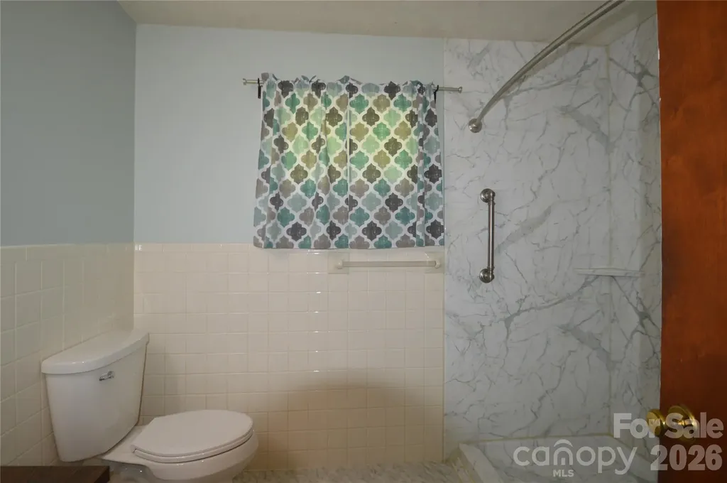 184 Laurel Road Arden NC 28704
