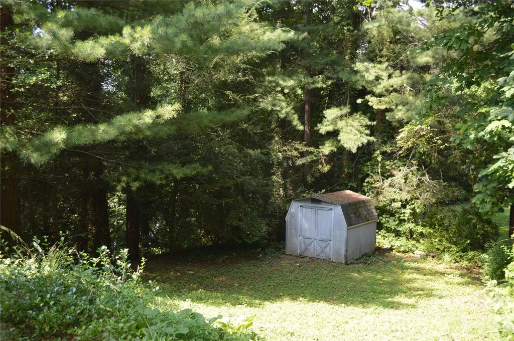 184 Laurel Road Arden NC 28704