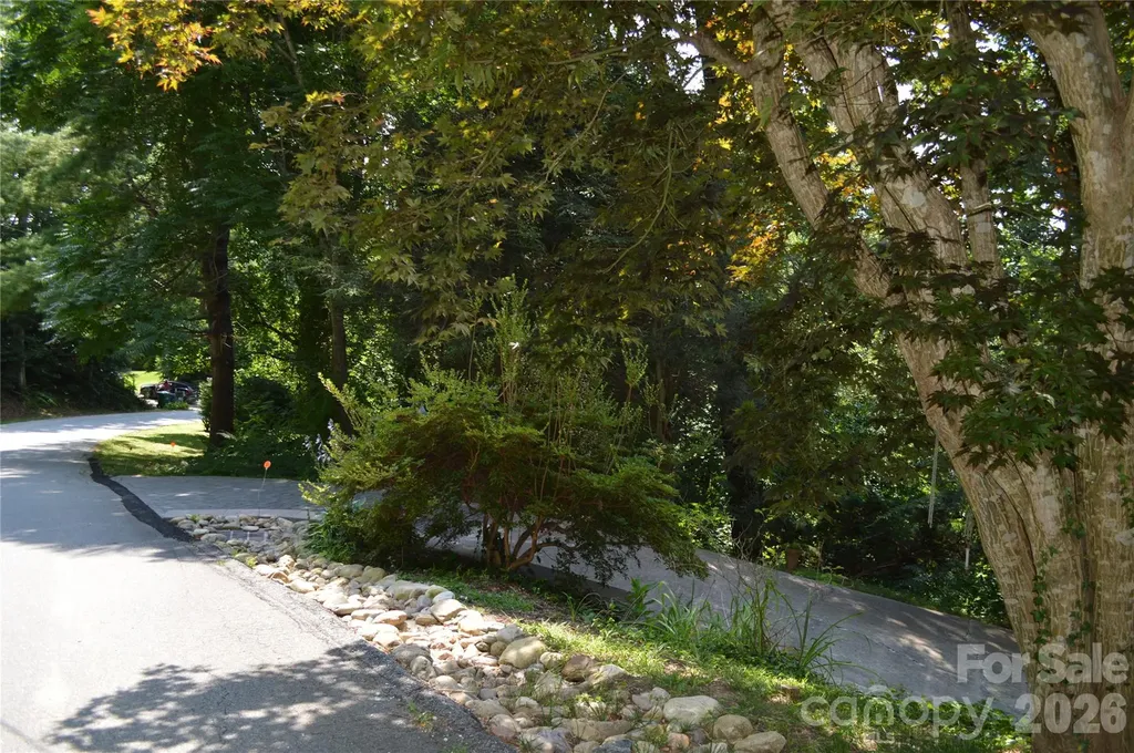 184 Laurel Road Arden NC 28704