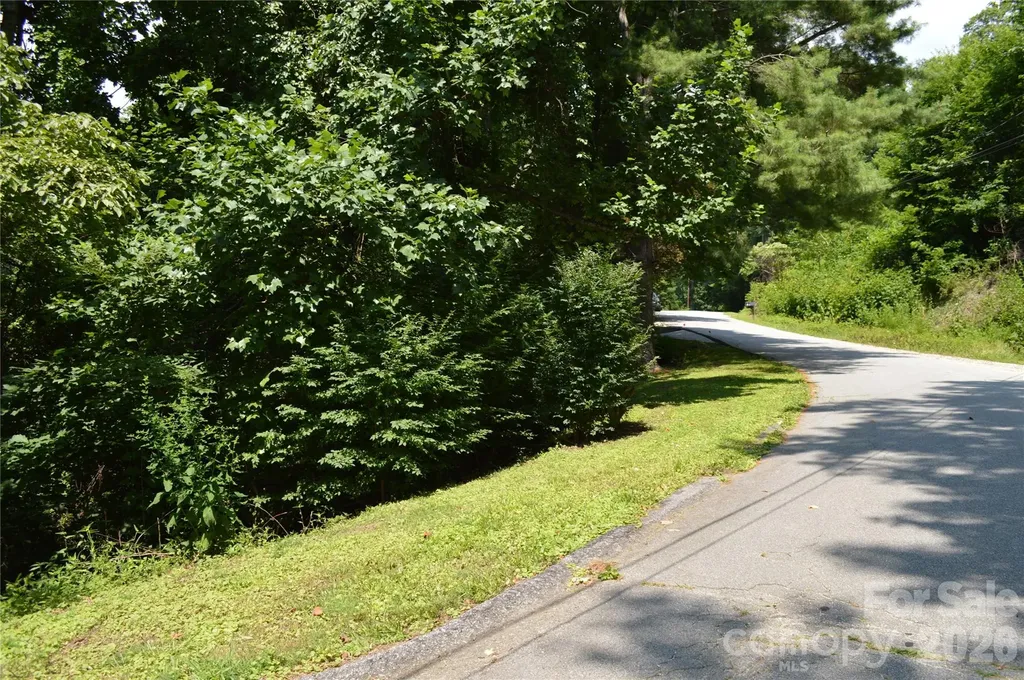 184 Laurel Road Arden NC 28704