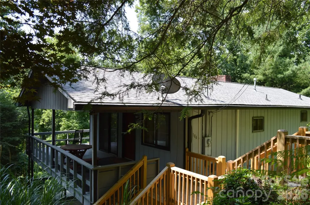 184 Laurel Road Arden NC 28704