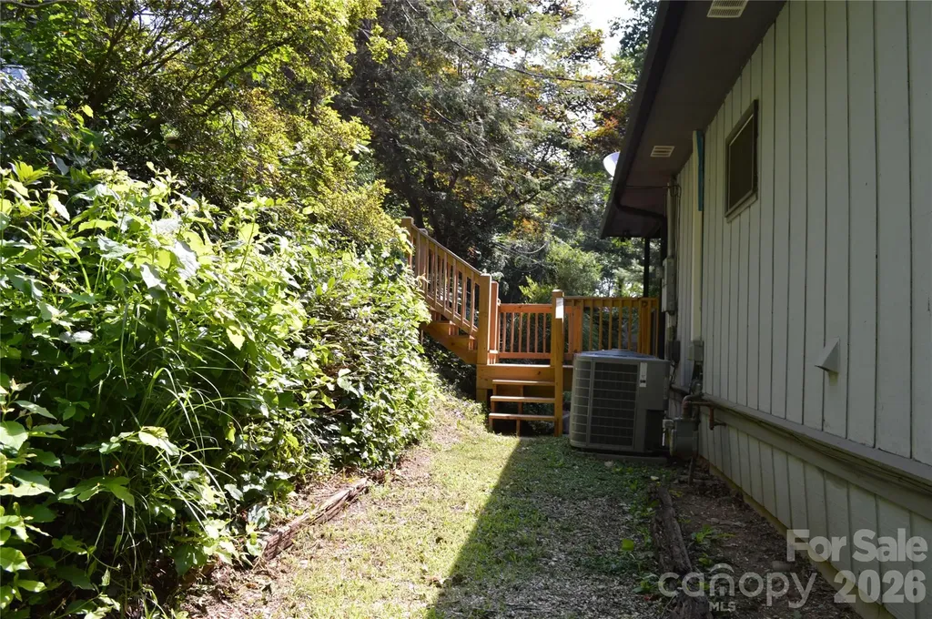 184 Laurel Road Arden NC 28704