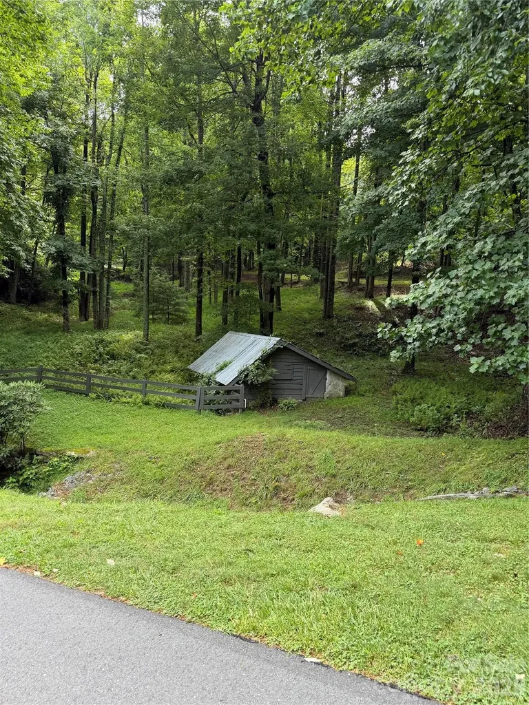 0 Gateway Drive Hendersonville NC 28739