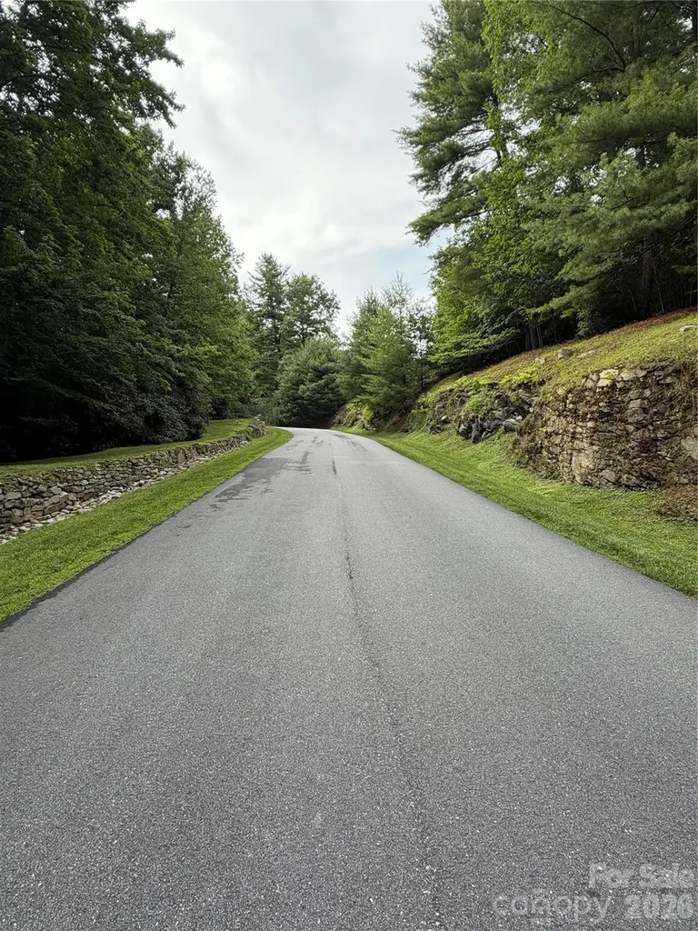 0 Gateway Drive Hendersonville NC 28739