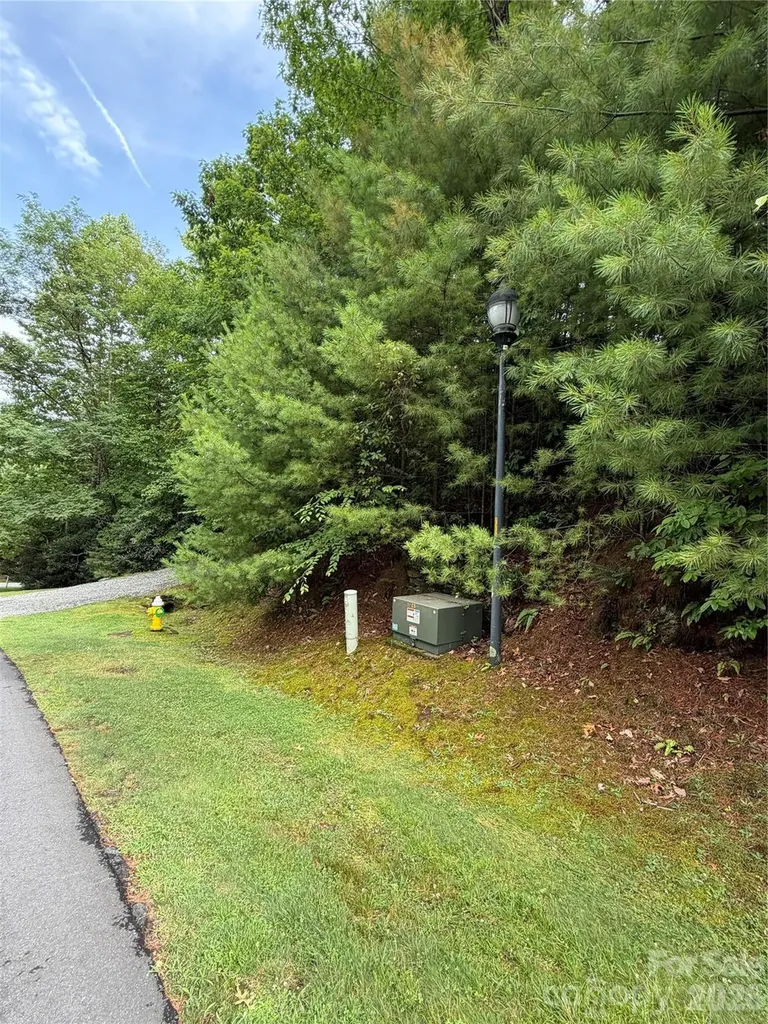 0 Gateway Drive Hendersonville NC 28739