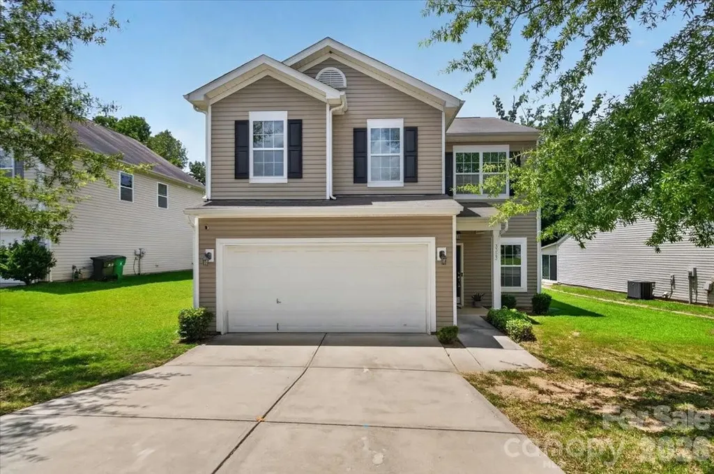 3323 Mortemer Lane Charlotte NC 28262