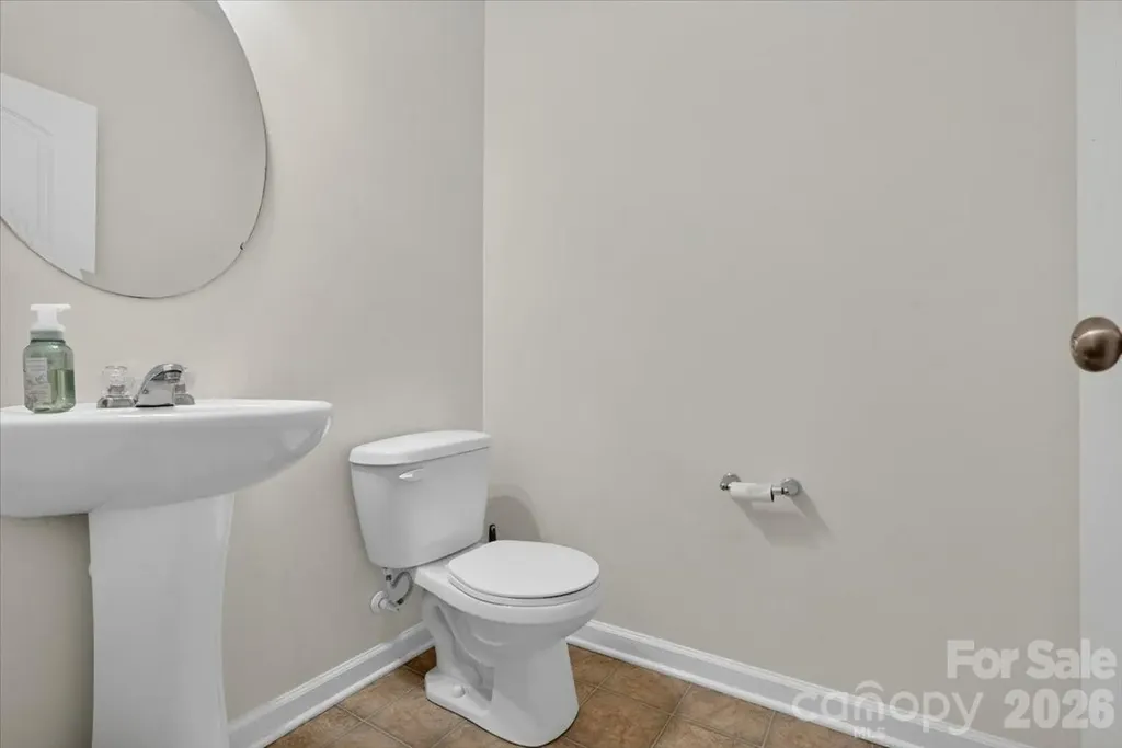 3323 Mortemer Lane Charlotte NC 28262