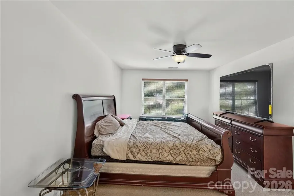 3323 Mortemer Lane Charlotte NC 28262